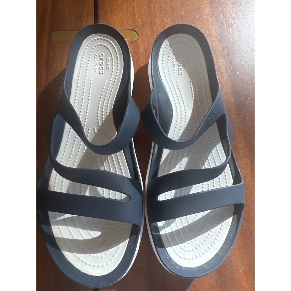 Crocs Swiftwater Strappy Sandals Navy Blue White Women Size 8 Slip On Slides